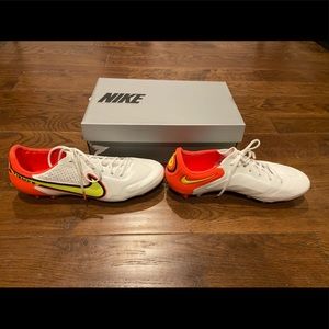 Nike Tiempo Legend 9 Pro FG
Firm-Ground Soccer Cleat